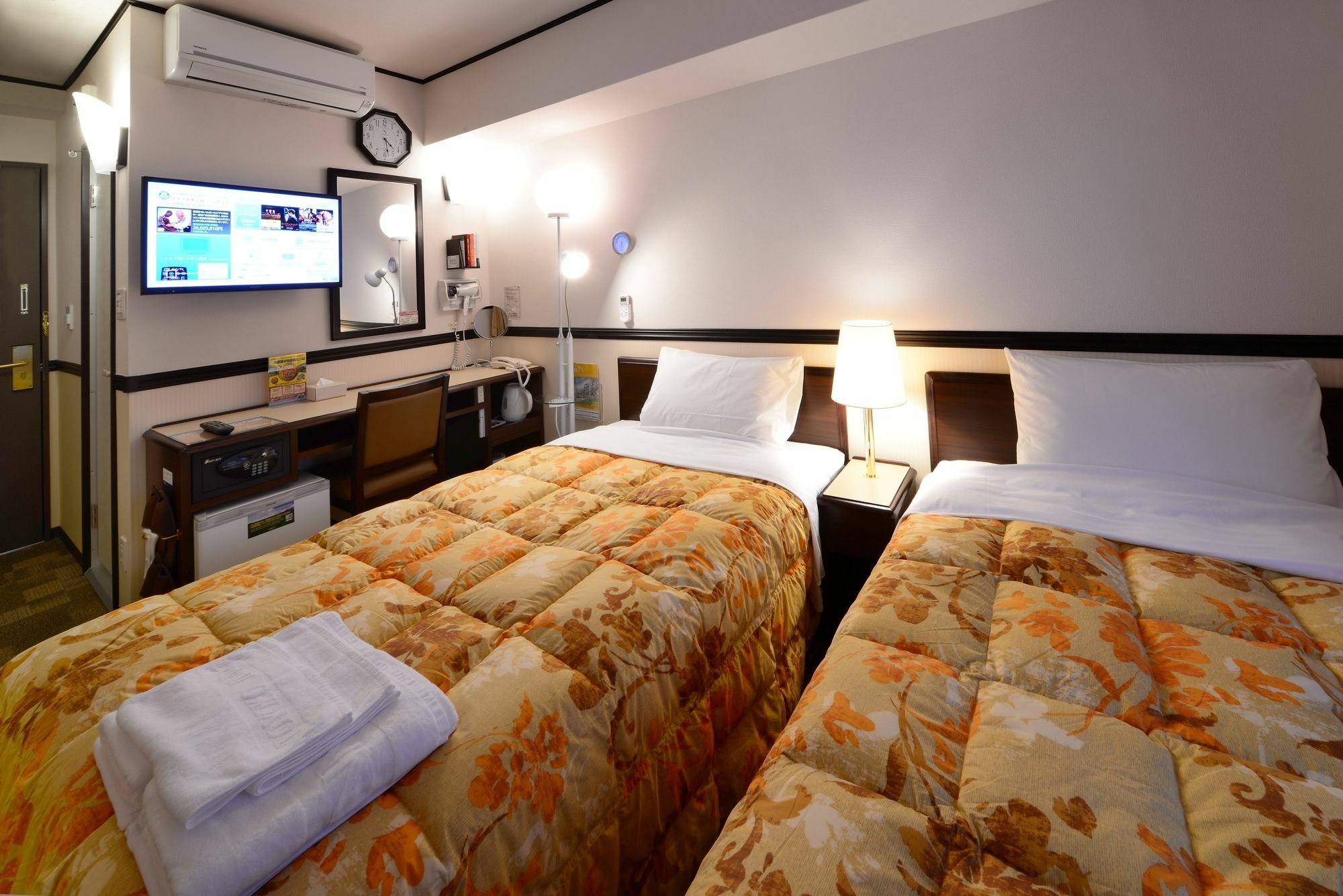 Toyoko Inn Tokyo Monzen-Nakacho Eitaibashi Экстерьер фото
